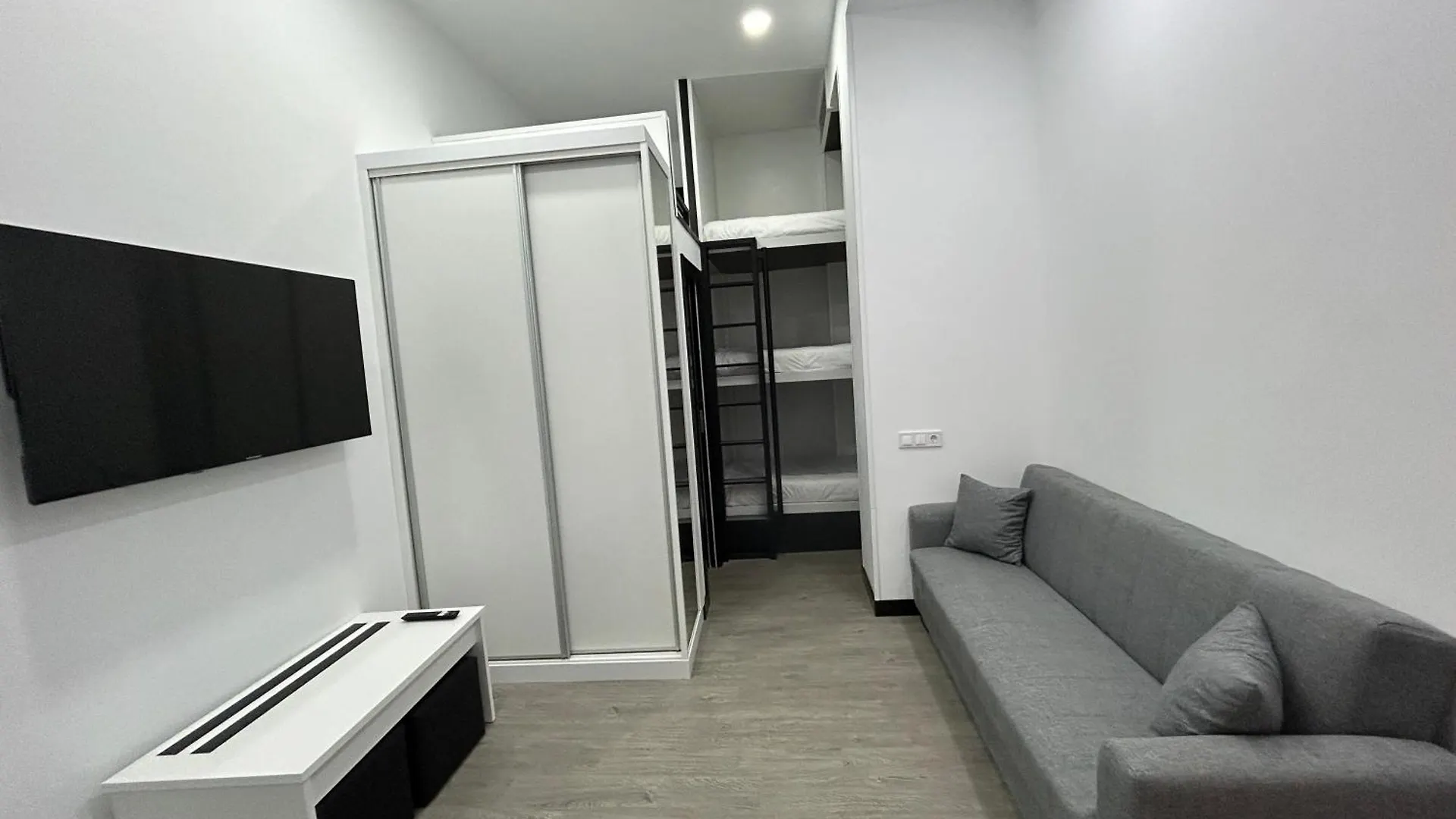 Apartment Cotrades 3 En San Blas-Canillejas Madrid
